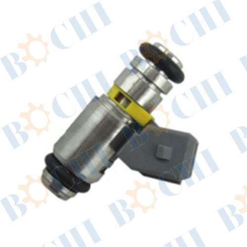 4 Hole fuel injector of IWP026