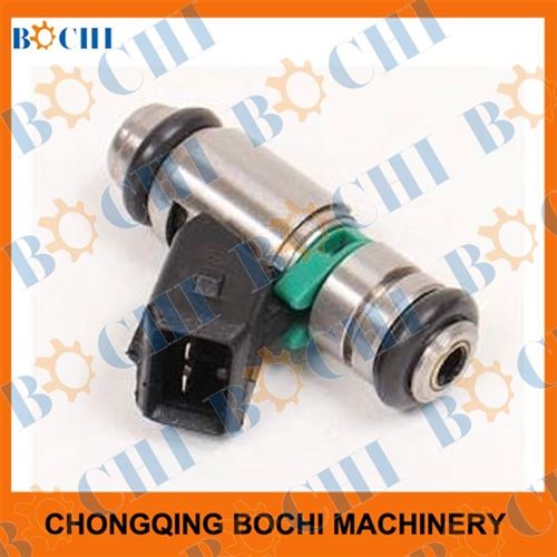 Gasoline fuel injector for VW IWP024